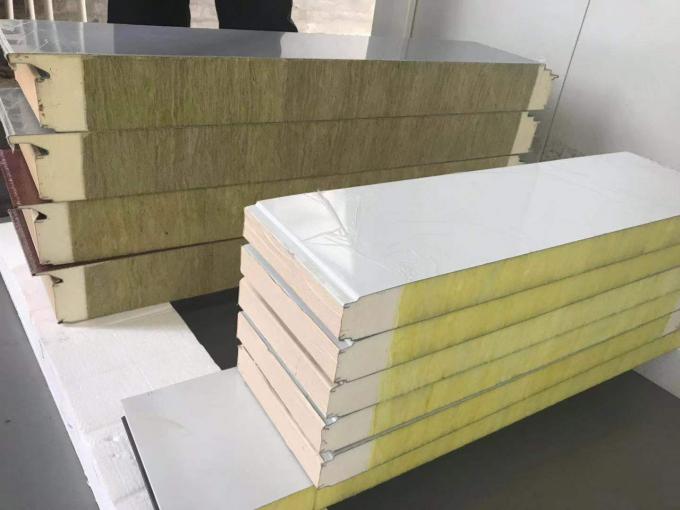 Glue de ligação PU de poliéter combinado para laminação de placas compostas XPS/EPS/PIR 3